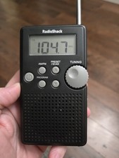Radio Shack Digital Pocket Radio Portable AM/FM 12-587, Tested Works