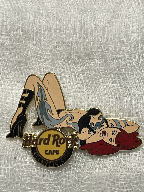 Hard Rock Cafe Philadelphia Sexy Redhead Tattooed Girl in Black Bikini