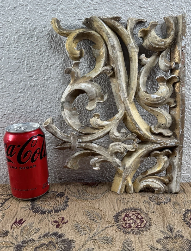 Antiguo panel de vid foliada arquitectónica barroca de madera dorada tallada siglo XVIII francés Foto 2 de 4