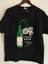 T-Shirt Graphic Beer & Flowers "G.O.A.T. Still Chill" (Noir) Hanes L