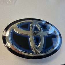 Hybrid Toyota Rav4 Camry Prius 53141-33130 33140 Front Grille Emblem Logo Radar