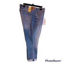 Signature Levi Strauss Capri Women Gold Label Size 20 W35 Blue Mid-Rise Jeans