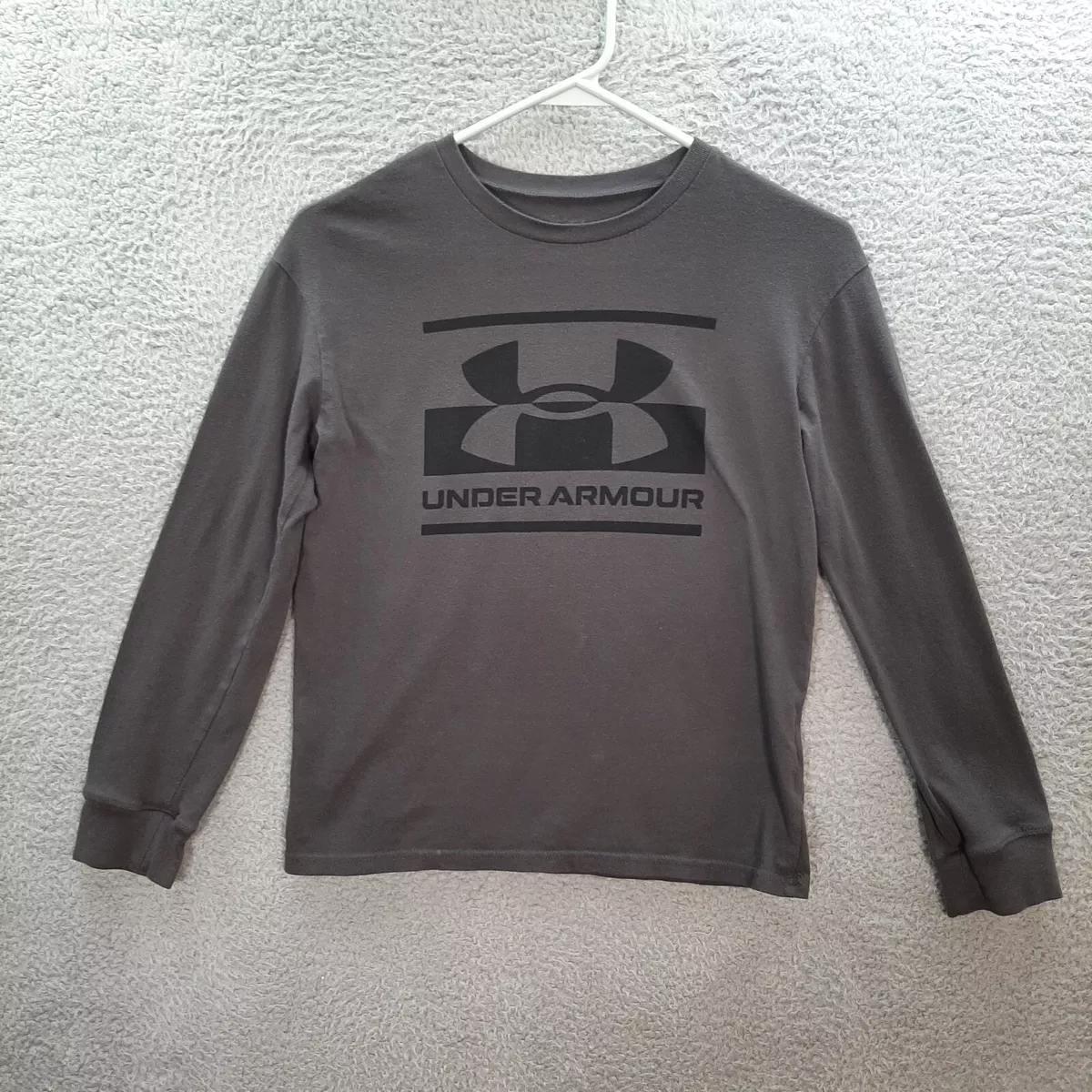 Under Armour Shirt Youth Medium Gray Black Loose Fit Heat Gear Sports Gym  Tee