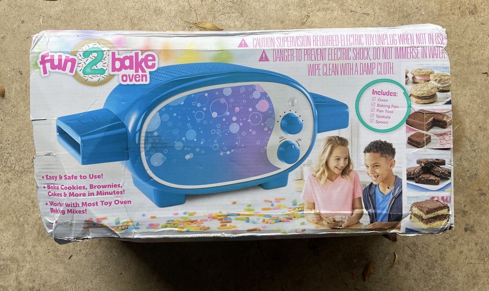 Fun 2 Bake Oven Like Easy Bake Oven BLUE New Condition! Open