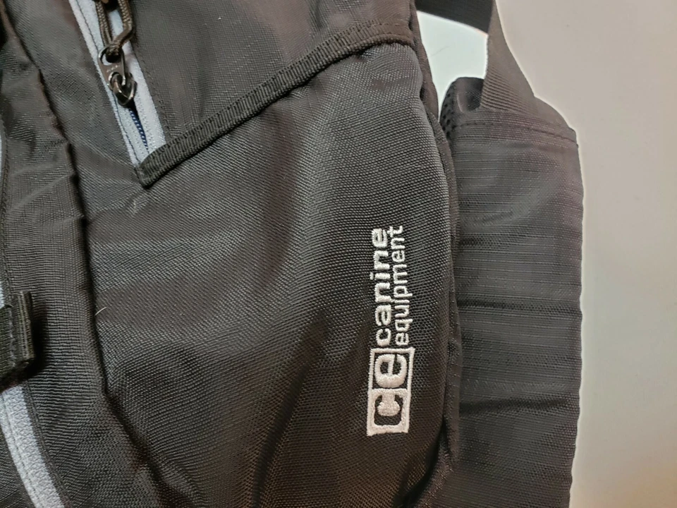 mochila grande equipo canino negro Foto 3 de 3