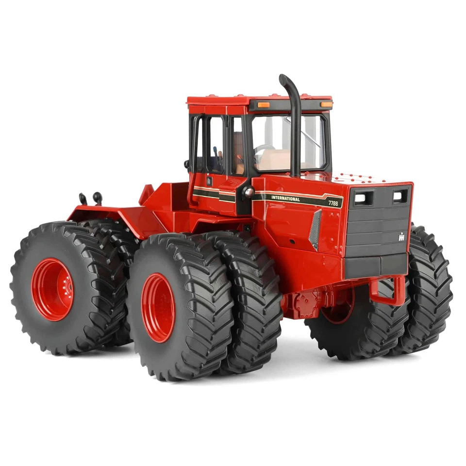 ERTL 1/32 IH 7788 4WD Tractor, 2025 National Farm Toy Show 44473 - Image 2 of 4