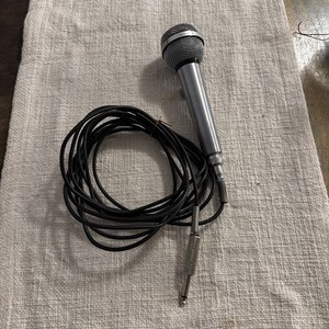 Vintage  Shure 585 SAV Dynamic Unisphere A Microphone Mic w/Cable