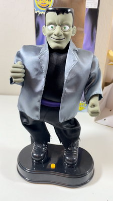 Vintage 1997 HallowScream Animated Frankenstein Electric Chair