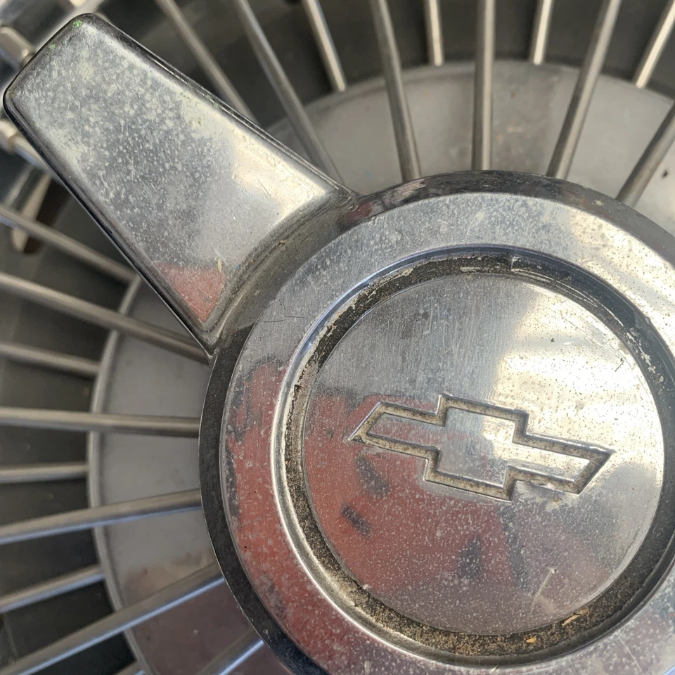 4 VINTAGE 1965 1966 CHEVY CHEVROLET IMPALA CAPRICE CORVAIR HUBCAPS WHEEL COVERS - Image 4 of 4