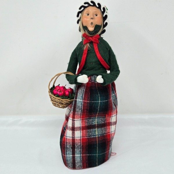 BYERS' CHOICE 2001 THE CAROLER NAVIDAD CAROLER MERCADO MUJER CON CESTA DE MANZANAS
