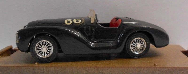 Brumm 1/43 Scale Metal Model - R67 FERRARI 815 SPORT 1940 - 66 - Image 2 of 4