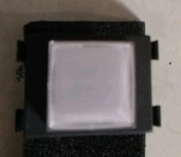 INTERRUPTOR PULSADOR SPST NORMALMENTE ABIERTO 12V ILUMINADO - INTERRUPTOR OSLO SLA1A12VD2M9 NUEVO Foto 2 de 4