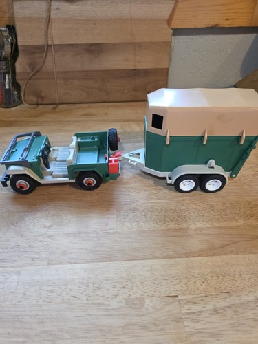 Vintage Playmobil 3140 Equestrian Jump Show Jeep & Trailer Complete - Picture 8 of 9