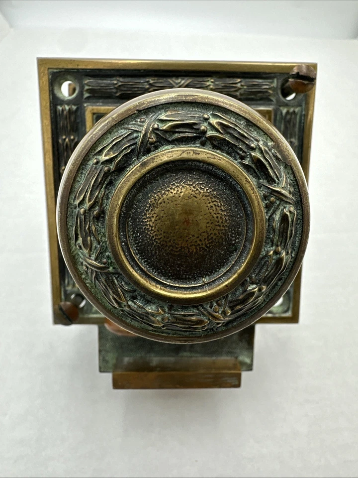 Juego de cerraduras de puerta de mortaja Eastlake victorianas antiguas Corbin funcionando fechas 1882-1905 Foto 4 de 4