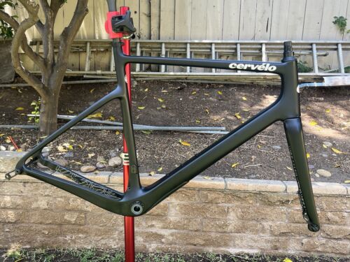 2023 Cervelo Aspero-5 Frame Size 58cm Gravel Bike Plus Extra Parts - Picture 9 of 15