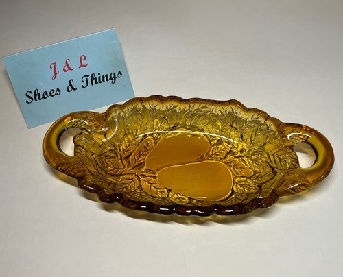 Indiana Burnt Honey Sweet Pear Avocado Pickle Relish Dish 9 1/4” Tiara EUC