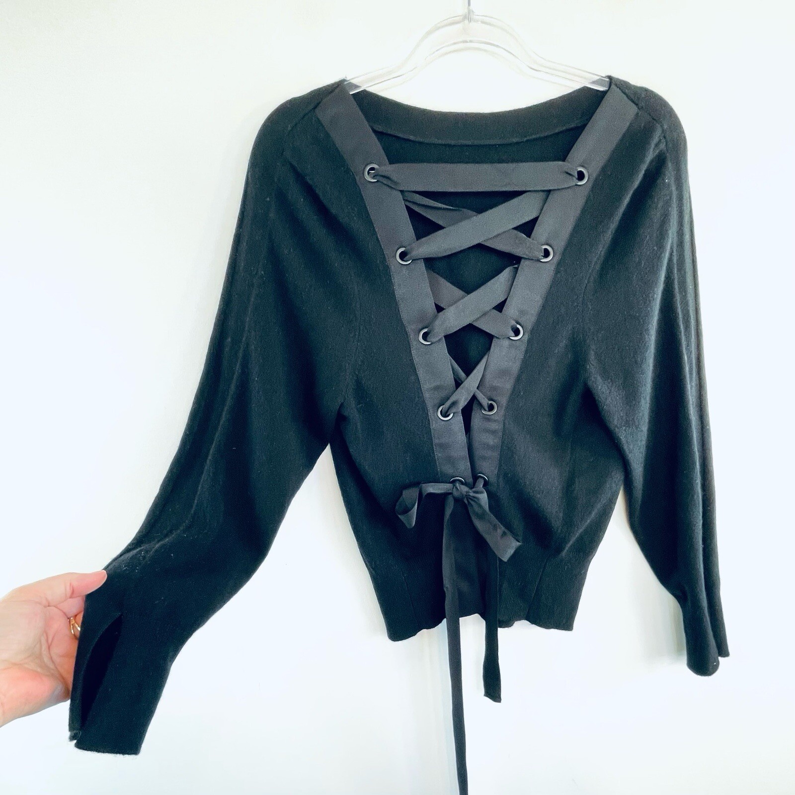 Bassike Knits size (8 10) Black 100% Cashmere Long Sleeve Top