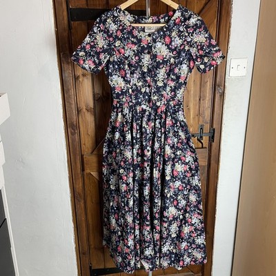 Laura Ashley Vintage blau Blumen Baumwolle Kurzarm ausgestellt Midikleid UK 6