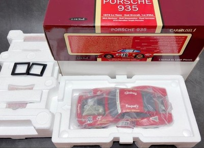 Carousel 1 1/18  Porsche 935 Turbo #70 924915