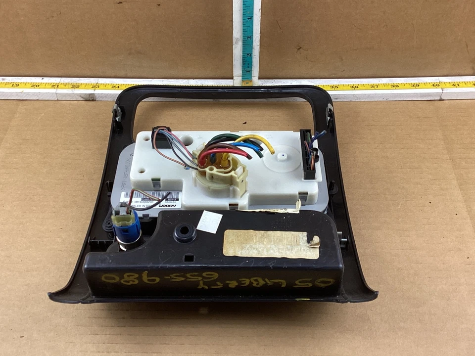 Jeep Liberty 2004-2007 calefacción aire acondicionado control de temperatura P55037533AE fabricante original Foto 4 de 4