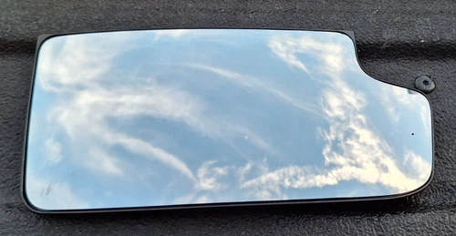 2pc set of Bottom Half/Lower Part of Mirrors for Power Heated Towing Mirrors