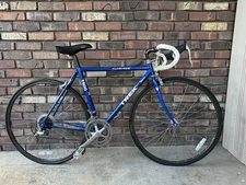 TREK 1100 USA MADE ROAD BIKE, MEDIUM, ROYAL BLUE, MINT