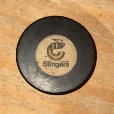 1975-77 CINCINNATI STINGERS VINTAGE WHA OLD VICEROY  GAME PUCK MADE IN CANADA