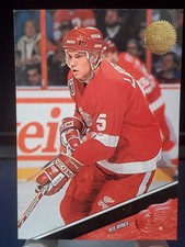 1993-94 Leaf Set Hockey Nicklas Lidstrom Detroit Red Wings Card #89