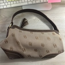 Dooney And Bourke Women s Purse