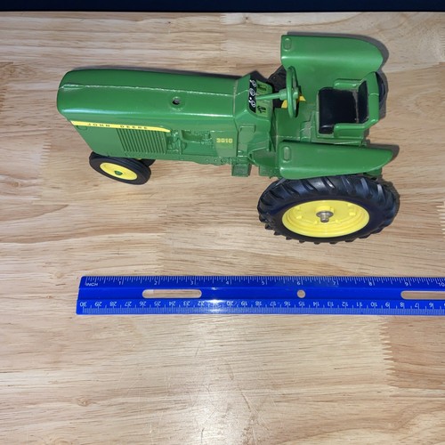 Vintage Ertl John Deere 1960 Model 3010 Tractor Narrow Front-1/16 1992 - Picture 13 of 13