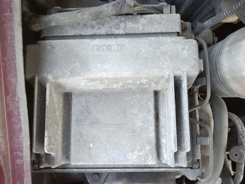 Módulo de control electrónico ECM del motor serie V ID 12586243 compatible con 04-05 CTS 23855350 Foto 2 de 4