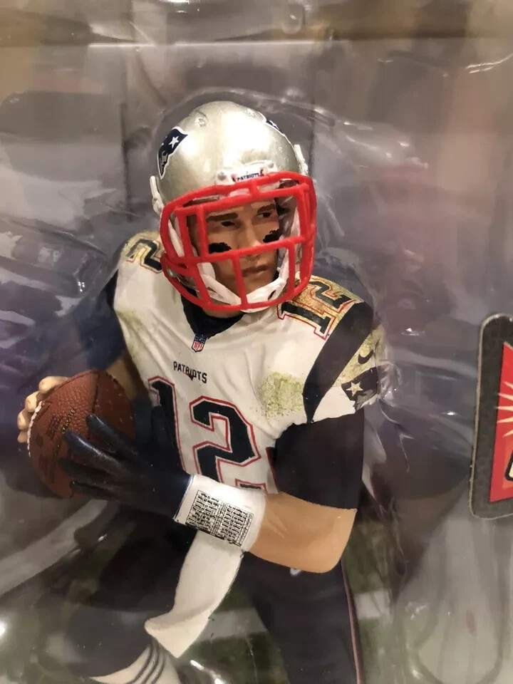 MCFARLANE TOM BRADY MADDEN 17 S 1 WHITE SNOW BASE | eBay