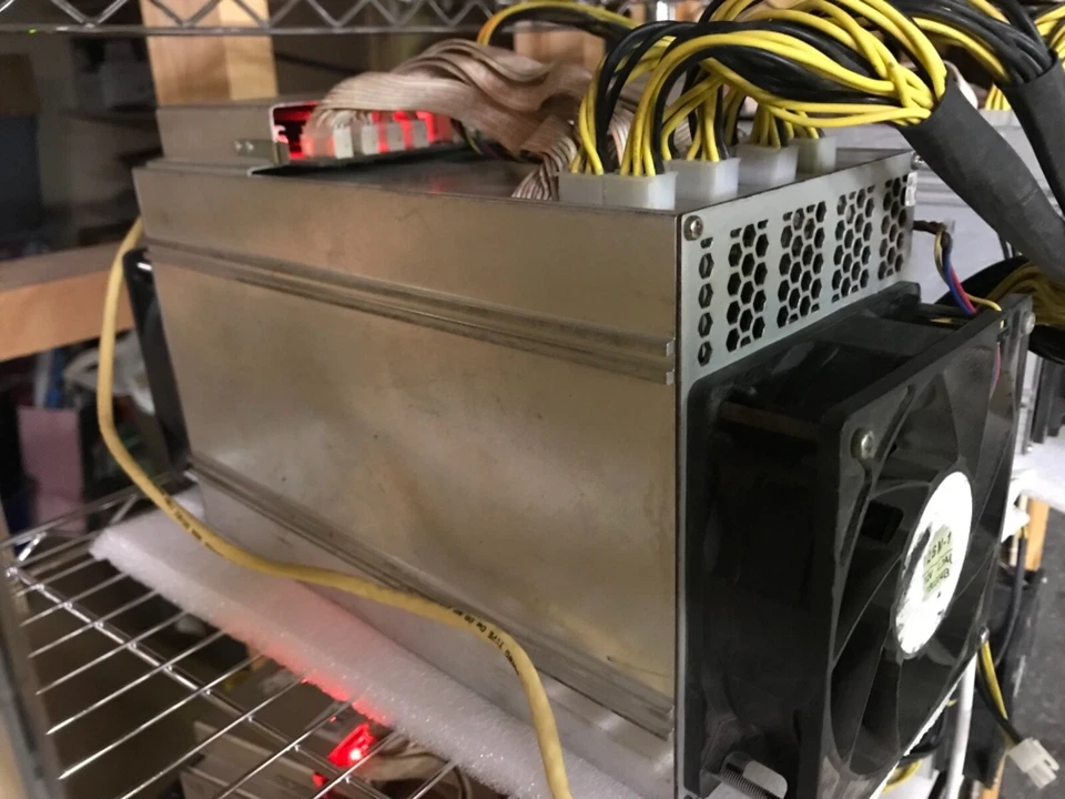 BITMAIN ANTMINER L3+ 504MH/S DOGECOIN MINER LTC ASIC DOGE MINING -SHIPS FROM USA - Image 4 of 4