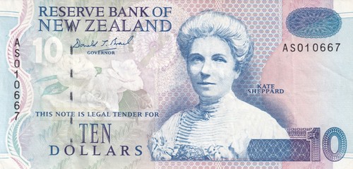 New Zealand 10 Dollars 1992 P-178a VF+ banknote