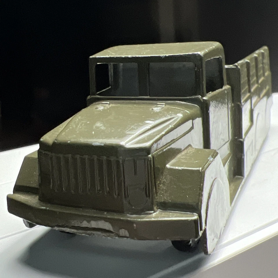 Vtg Midgetoy Military Truck Olive Green Diecast Toy Vehicle Troop Transport - Image 3 of 4