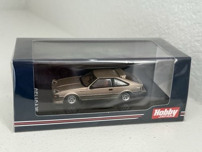 Hobby Japan 1:64 HJ641051DBE Toyota Celica XX 2000GT (A60) Twincam 24 1983 BEIGE