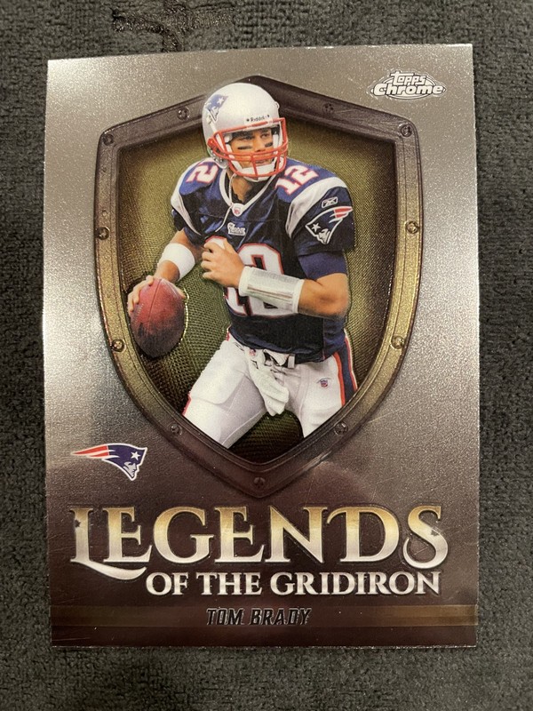 2025 Topps Chrome - Legends of the Gridiron Tom Brady #LOG-9