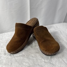 Born Brandy Clogs Brown Suede Women  s Size 8