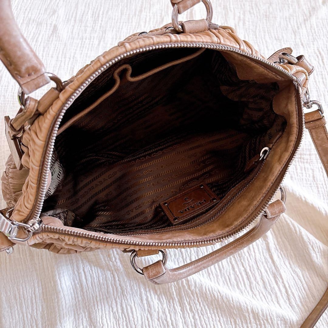 PRADA Brown Leather Shoulder Bag thumbnail 15