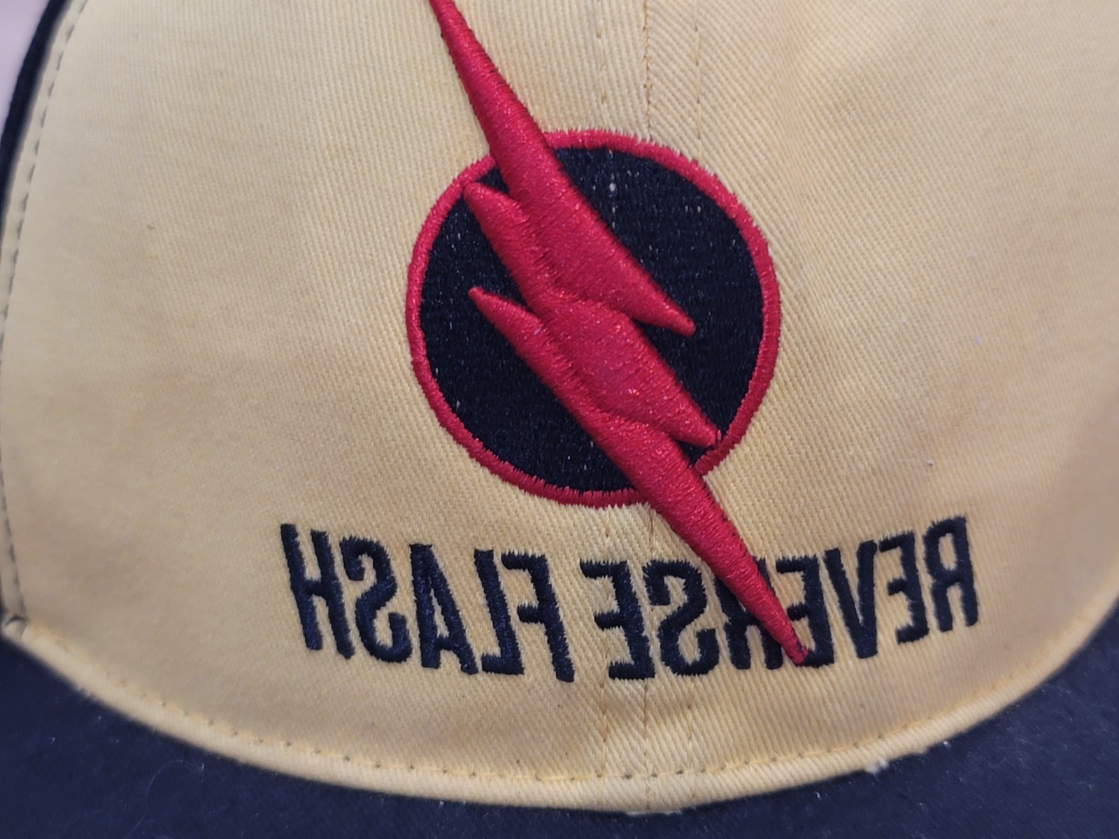 Six Flags Reverse Flash Adjustable Cap Hat Black … - image 4
