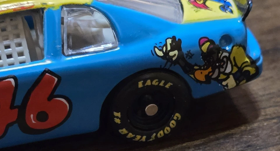 3 英寸 Revell Woody The Woodpecker #46 1: 64 压铸 Wally Dallenbach 散装赛车 — 第 2/4 张图片