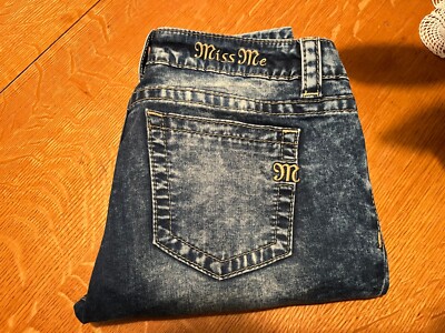 MISS ME SIGNATURE SKINNY ACID WASH JEANS 30 X 30 VERY NICE!