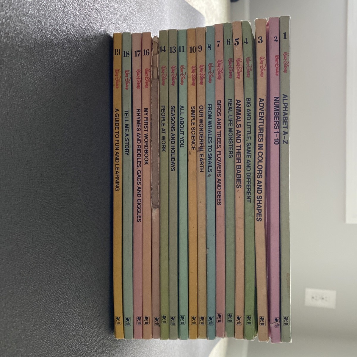 Walt Disney Fun-To-Learn Library 19 Vol Set 1983 Bantam Books, W/O