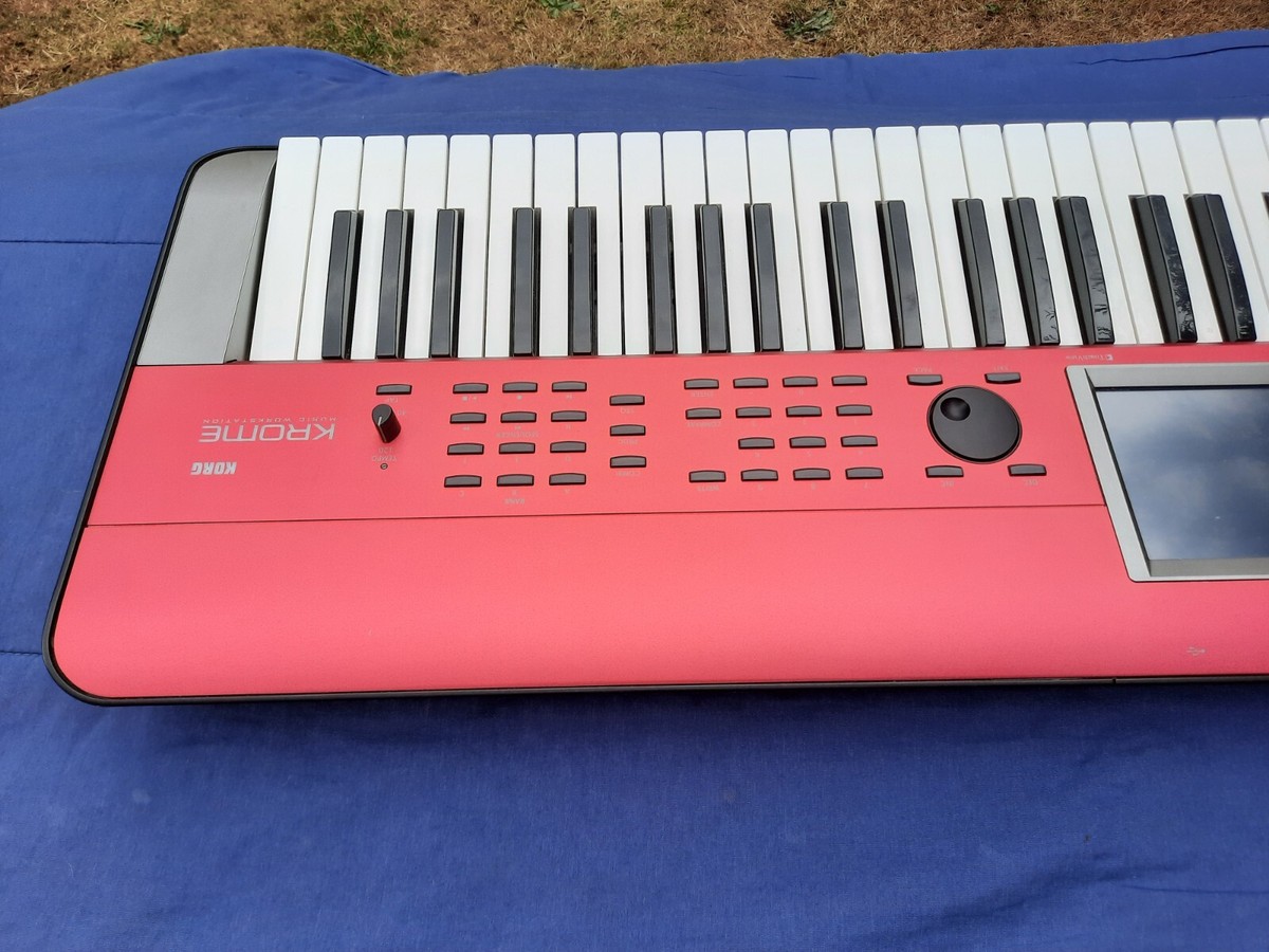 廃盤品⭐︎美品⭐︎KORG KROME 61鍵 赤 廃盤品⭐︎美品⭐︎KORG KROME 61鍵 赤
