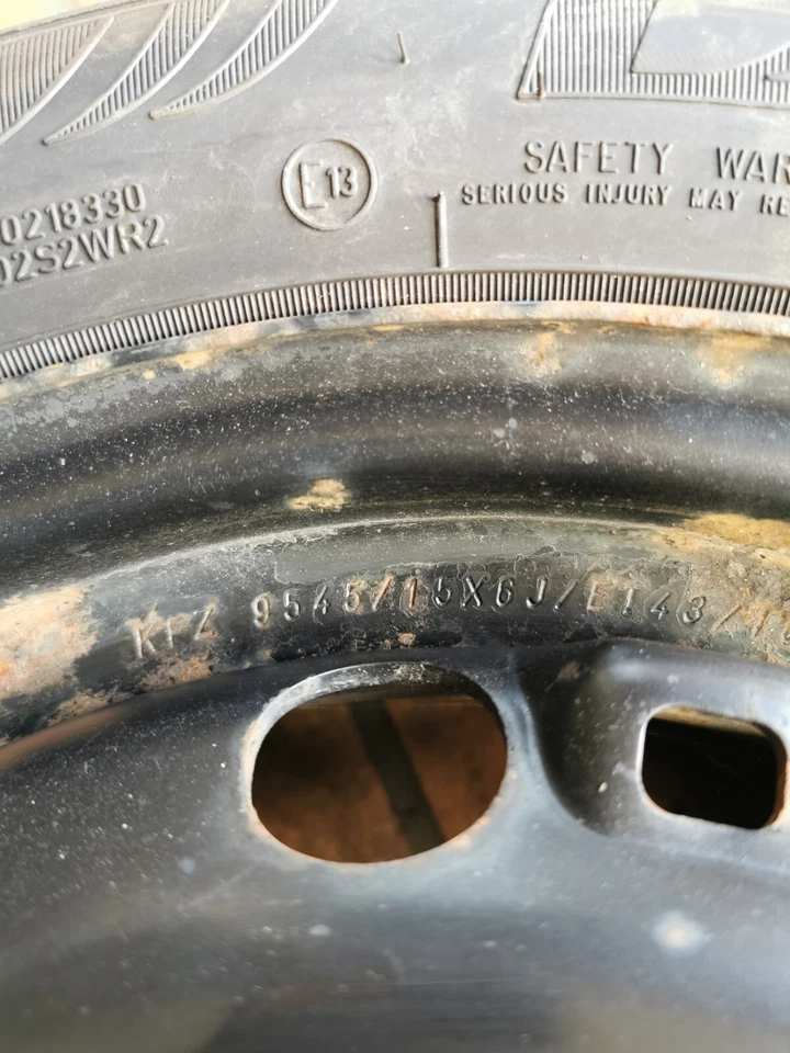 Orig. VW Fox 5Z Seat Ibiza 6J Komplettrad DOT 0420 8mm! 195/55R15 85H KBA 43737 - Bild 2 von 4