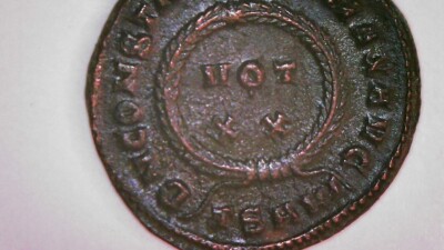 Constantine I - DN CONSTANTINI MAX AVG VOT XX wreath