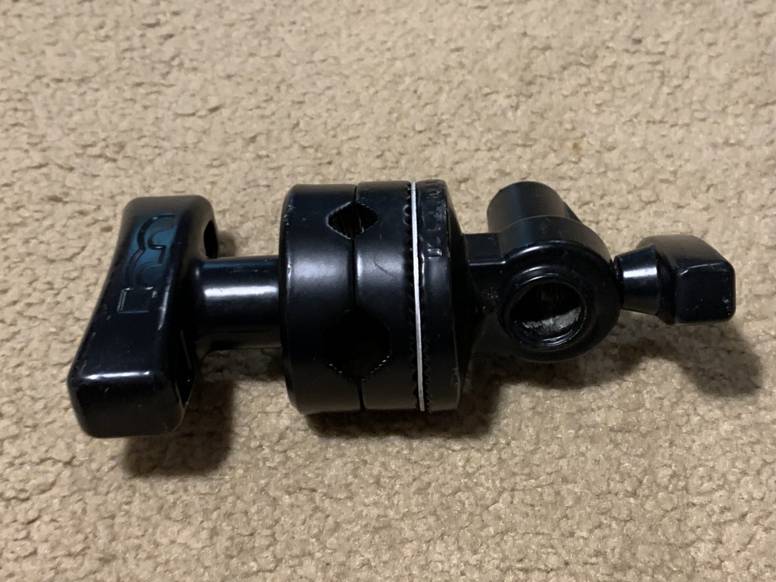 Matthews 2-1/2" Grip Head, Black