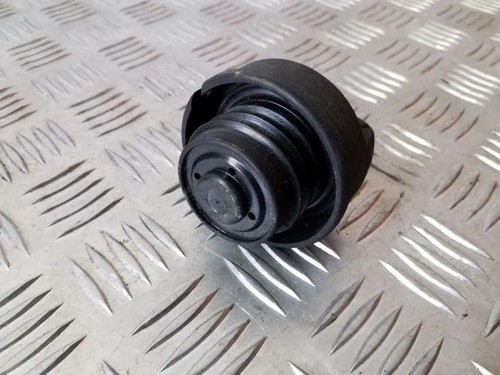 AUDI A4 8D2, B5 Kraftstofftankdeckel 1H0201553B 2.50 Diesel 110kw 2000 25139074