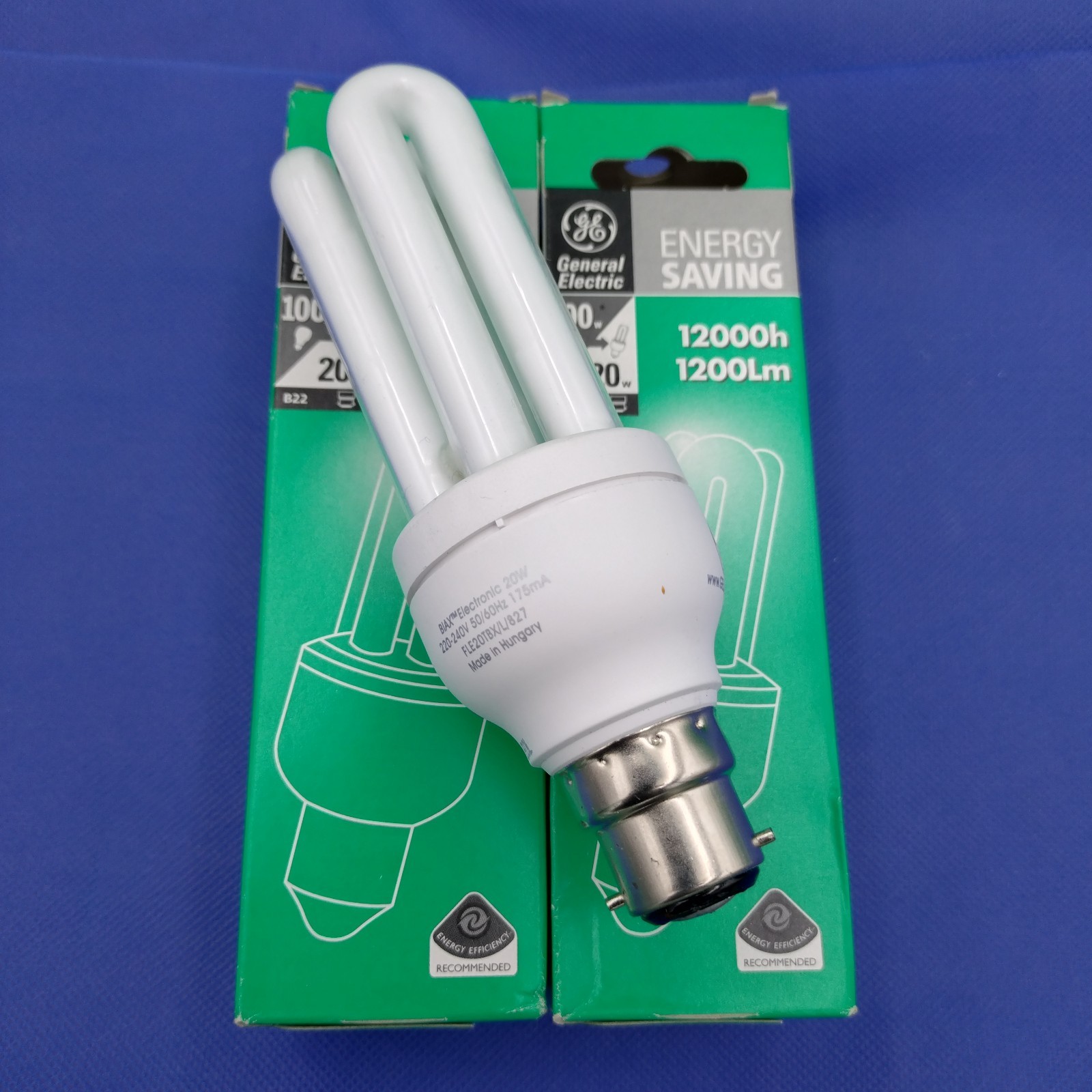 2 x 20W = 100w GE Low Energy Light Bulbs BC B22 d Energy Saving Lamps