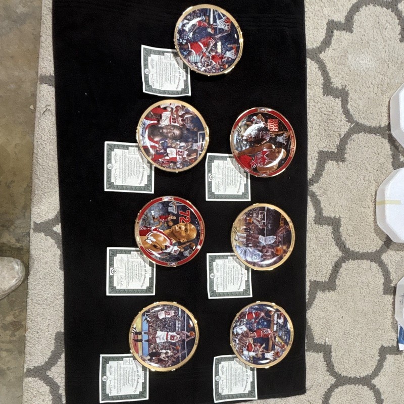 1996 Upper deck Michael Jordan limited Edition Set Of Plates With Authenticity